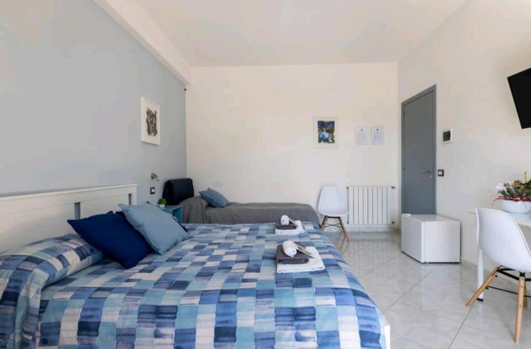 B&B Terra Di Miti Acireale Exterior foto